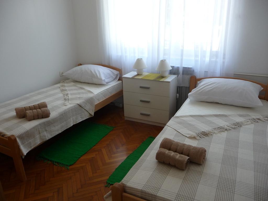 Apartments Noris プーラ エクステリア 写真