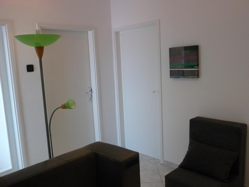 Apartments Noris プーラ エクステリア 写真
