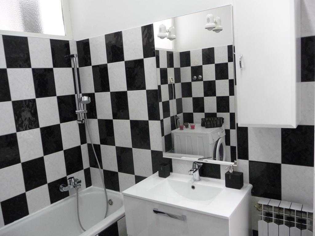 Apartments Noris プーラ エクステリア 写真
